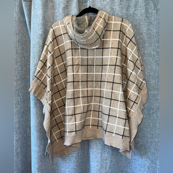 Tahari Poncho One Size - Picture 6 of 6